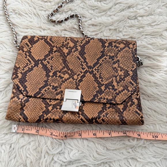 Zara Faux Snakeskin Crossbody - Picture 8 of 8
